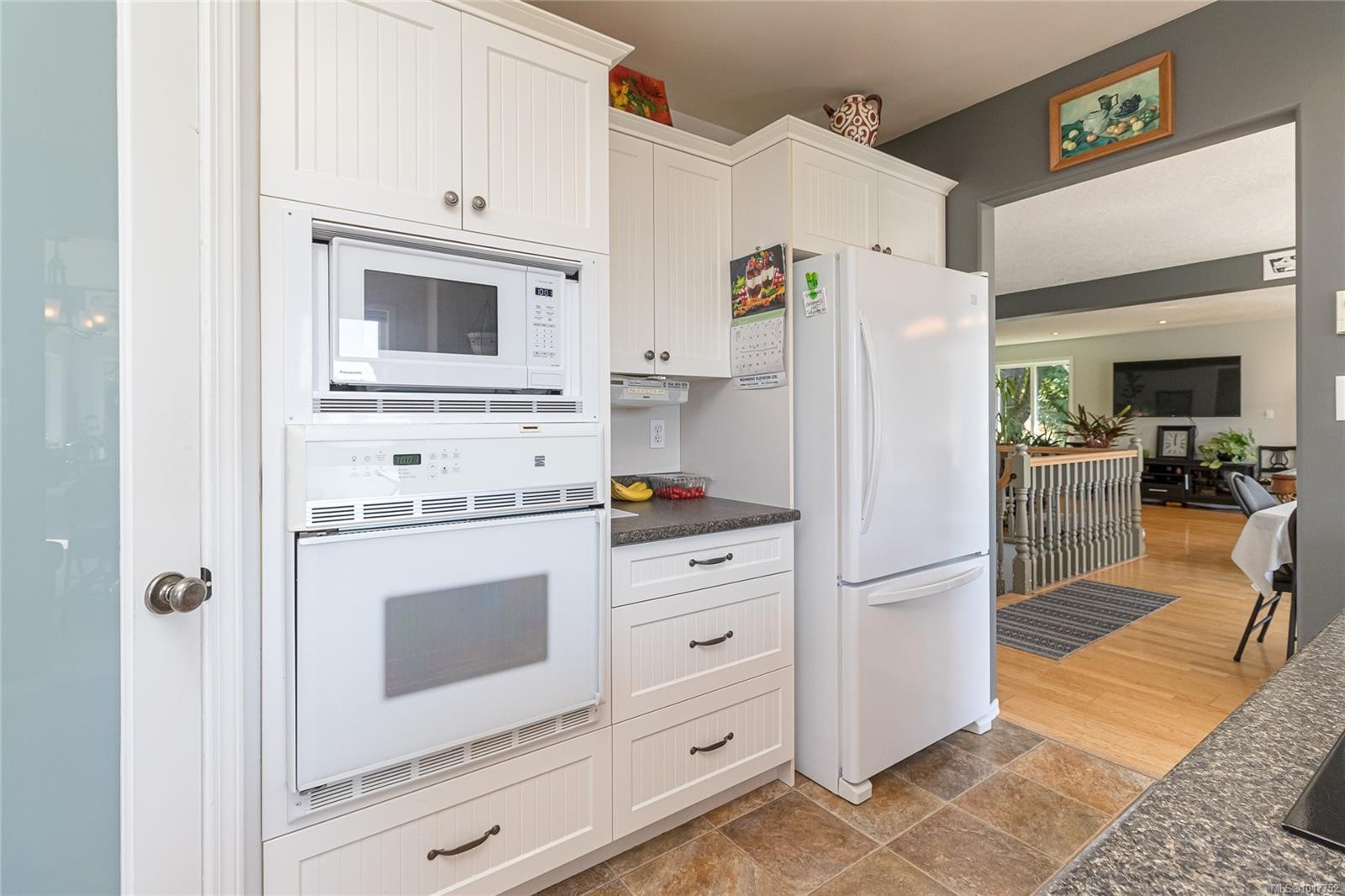 2074 Ludlow Rd, Sooke, BC