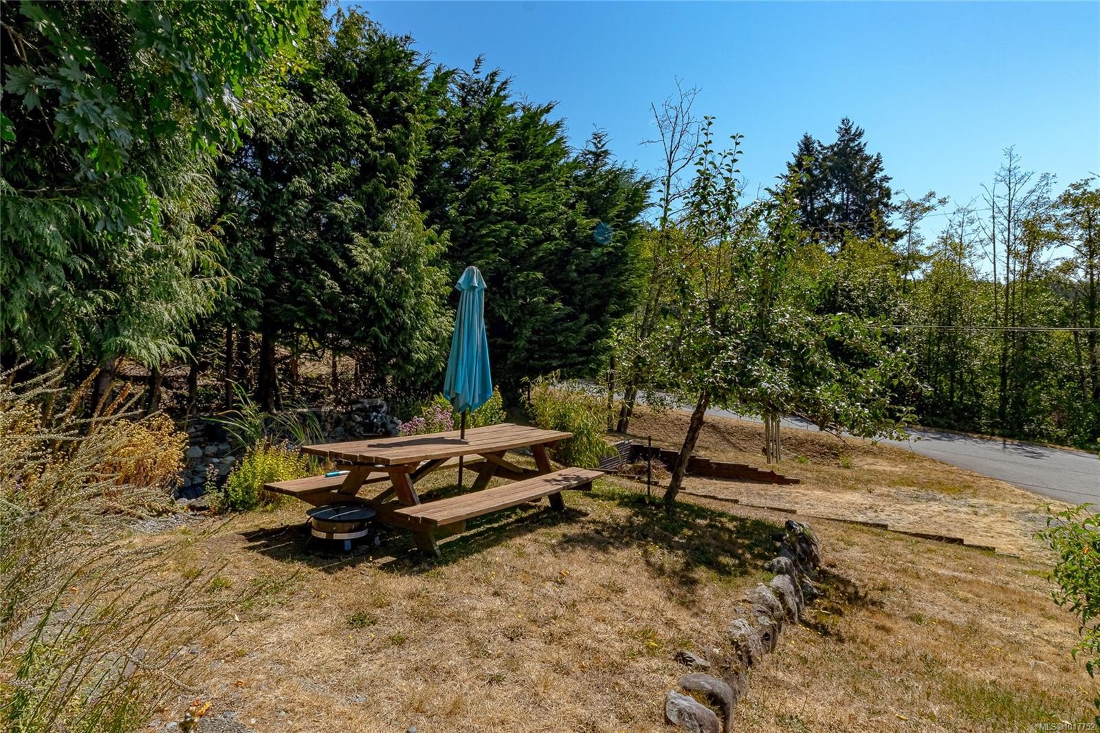 2074 Ludlow Rd, Sooke, BC