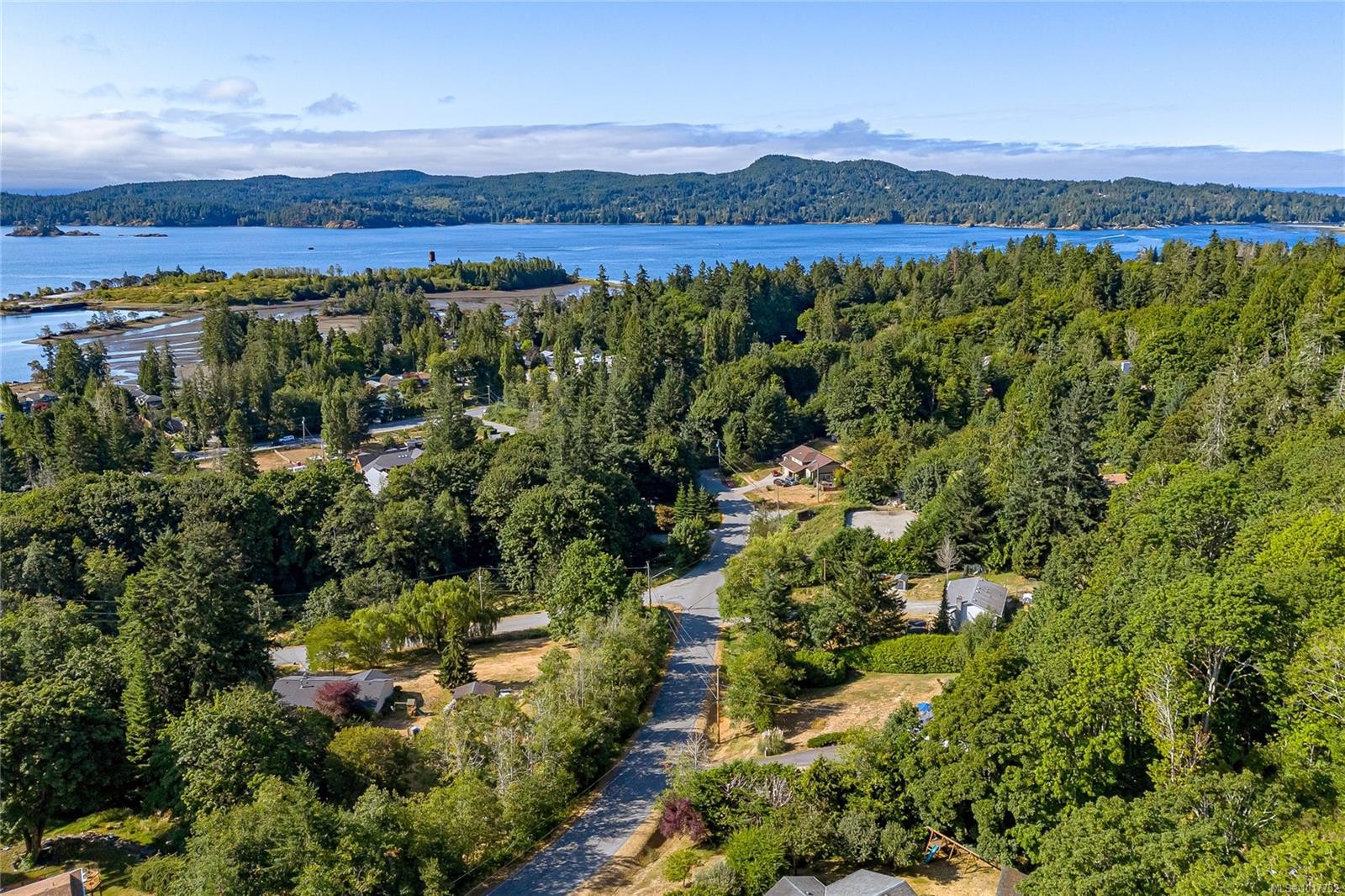 2074 Ludlow Rd, Sooke, BC