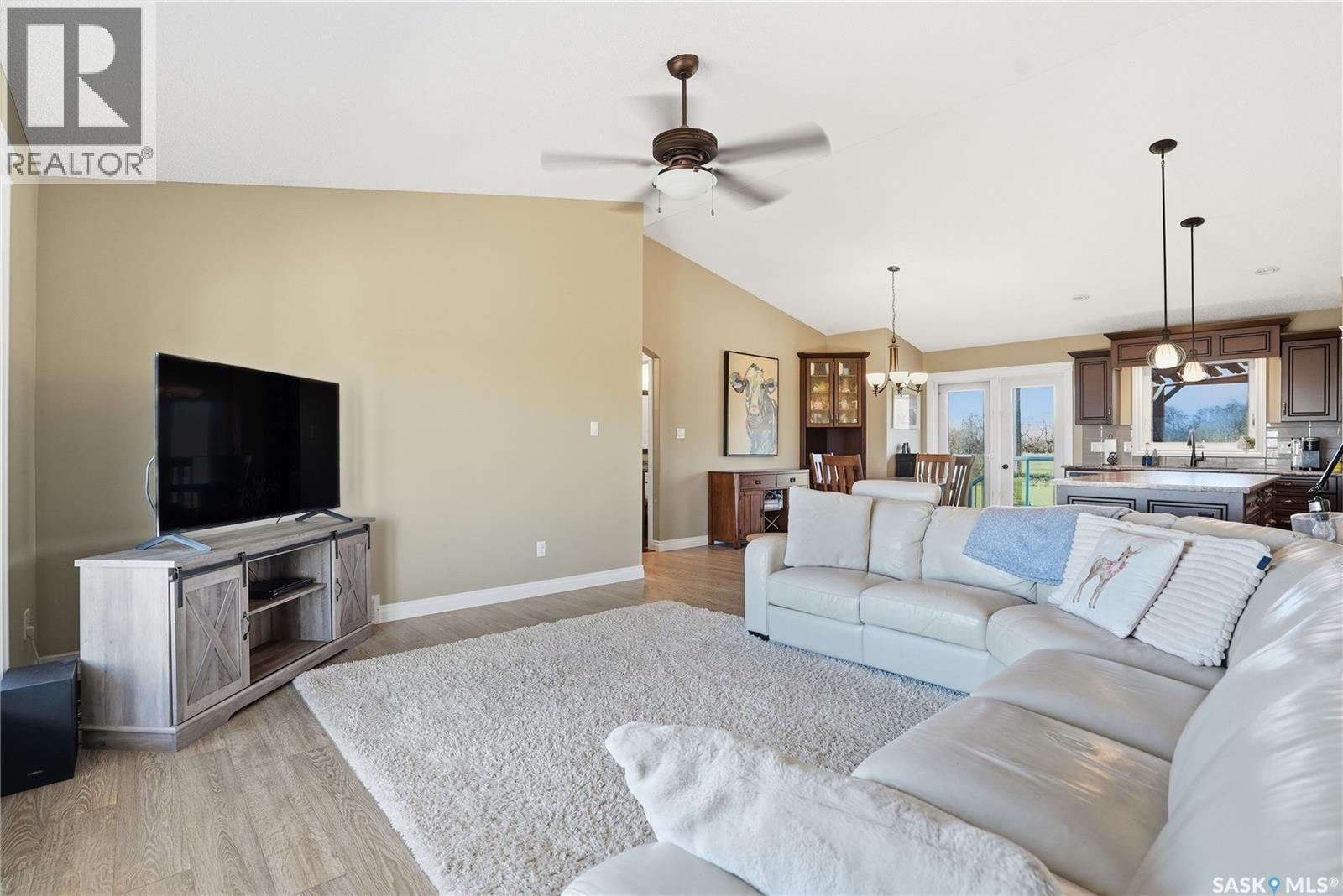 Mcconnel Road Acreage On 10 Acres, Blucher Rm No. 343, SK - Indoor Photo Showing Living Room