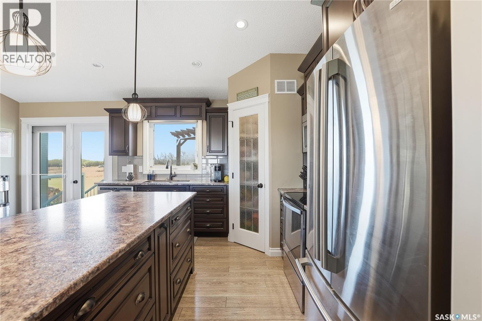 Mcconnel Road Acreage On 10 Acres, Blucher Rm No. 343, SK - Indoor Photo Showing Kitchen With Stainless Steel Kitchen With Double Sink With Upgraded Kitchen