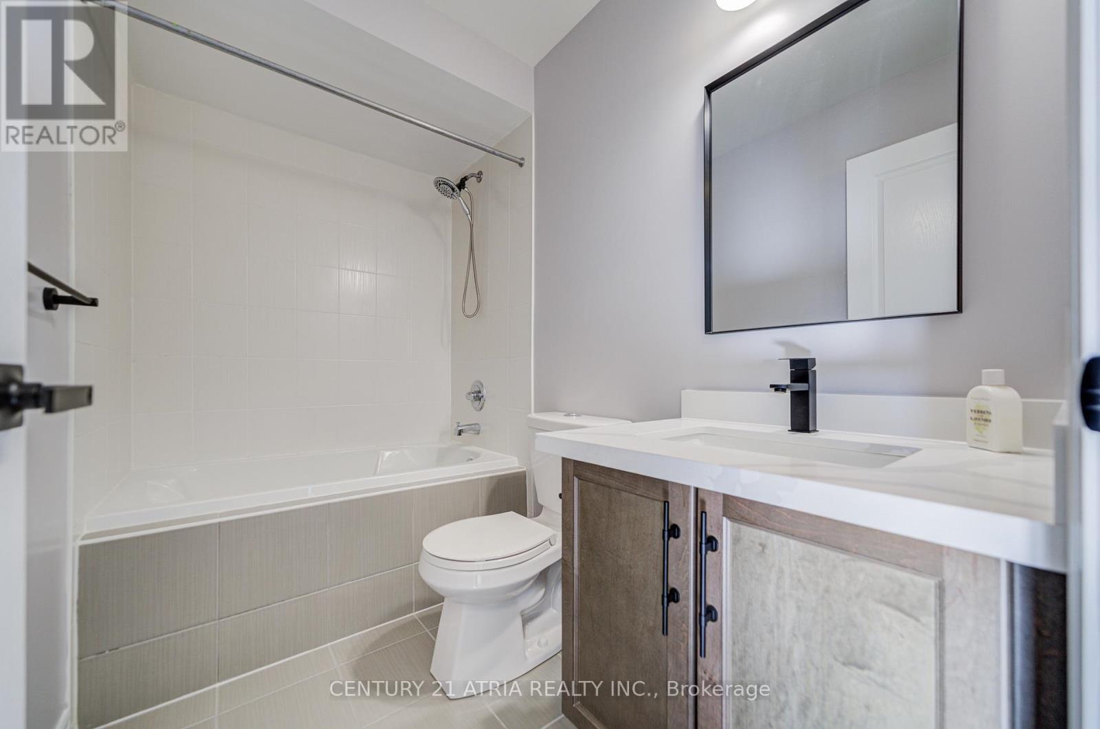 2nd Floor Common WR - 119 Windrow Street, Richmond Hill, ON - Indoor Photo Showing Bathroom