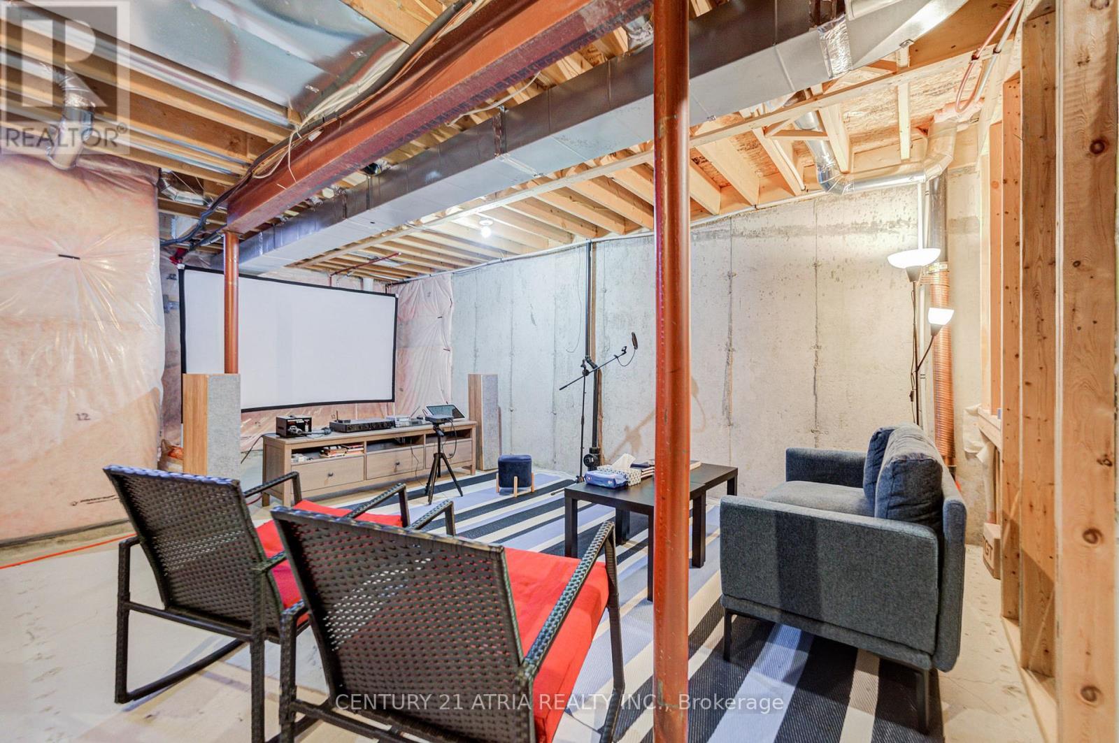 119 Windrow Street, Richmond Hill, ON - Indoor Photo Showing Basement
