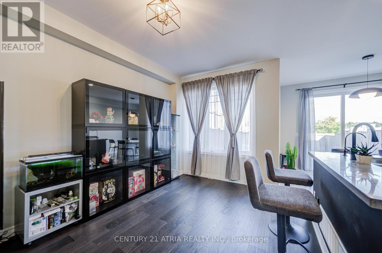 119 Windrow Street, Richmond Hill, ON - Indoor