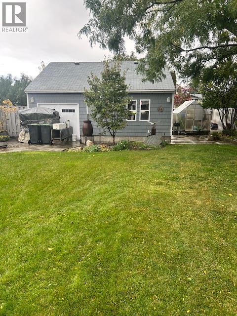 3547 Lakeshore Road, Kelowna, BC - Outdoor With Deck Patio Veranda