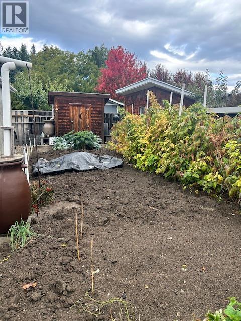 3547 Lakeshore Road, Kelowna, BC - Outdoor