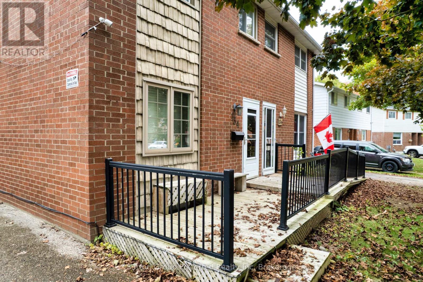 134 Keats Drive, Woodstock (Woodstock - South), ON - Outdoor With Deck Patio Veranda With Exterior
