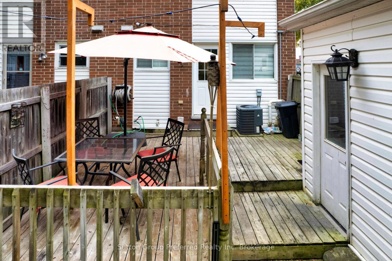 134 Keats Drive, Woodstock (Woodstock - South), ON - Outdoor With Deck Patio Veranda With Exterior