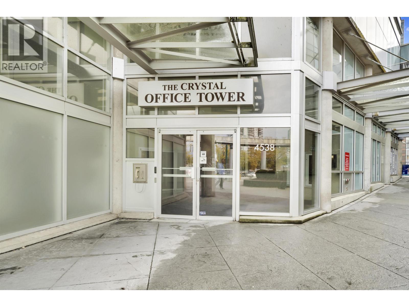 606 4538 Kingsway, Burnaby, BC