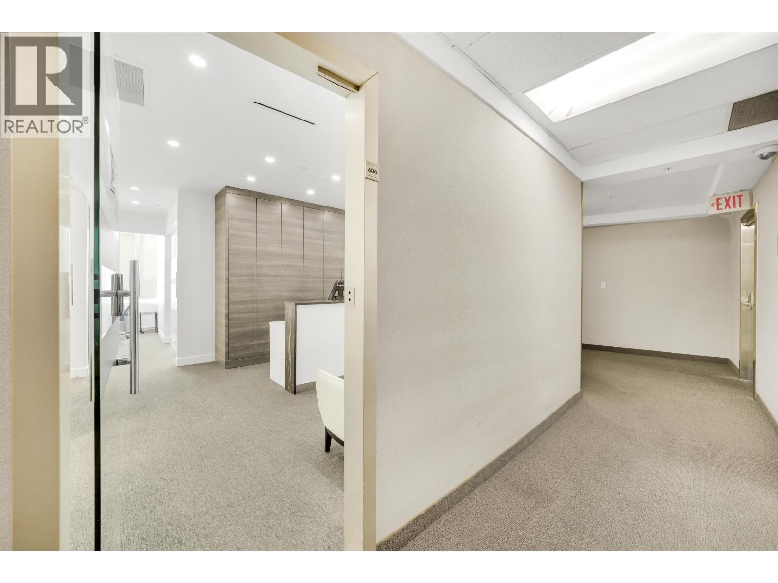 606 4538 Kingsway, Burnaby, BC