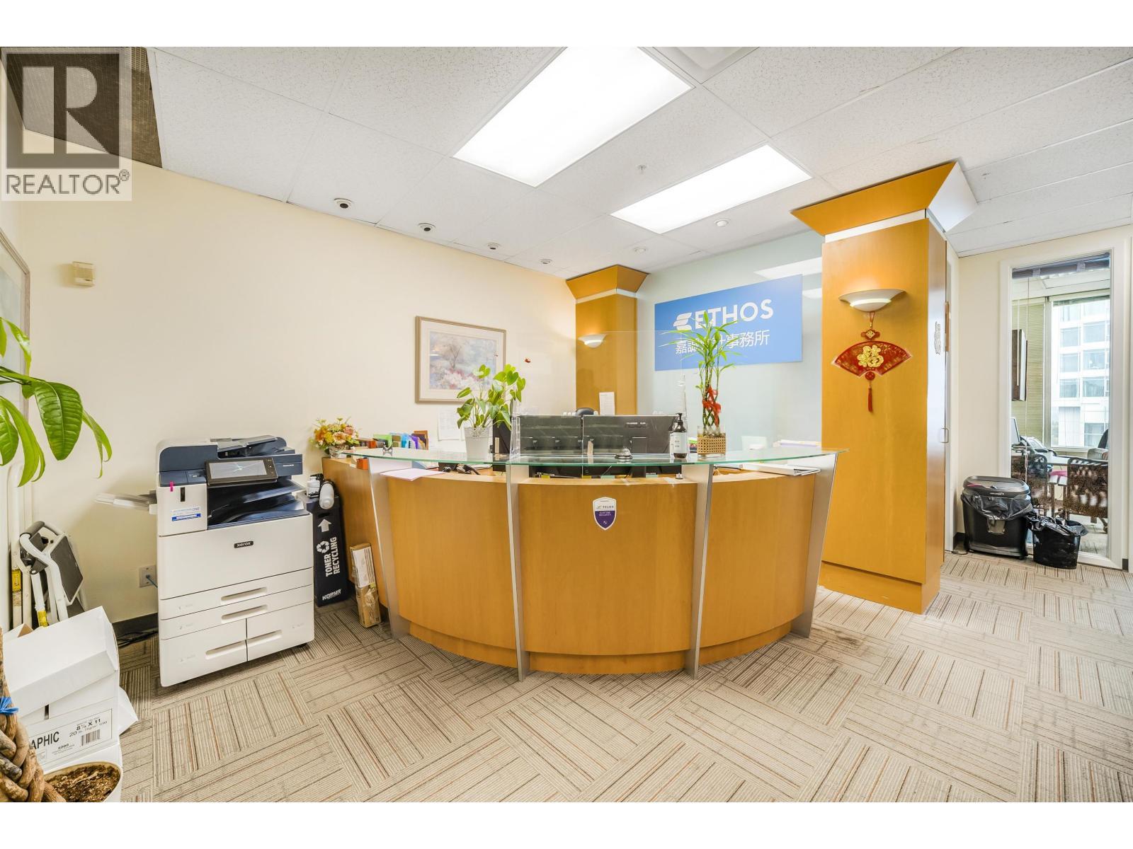 605 4538 Kingsway, Burnaby, BC