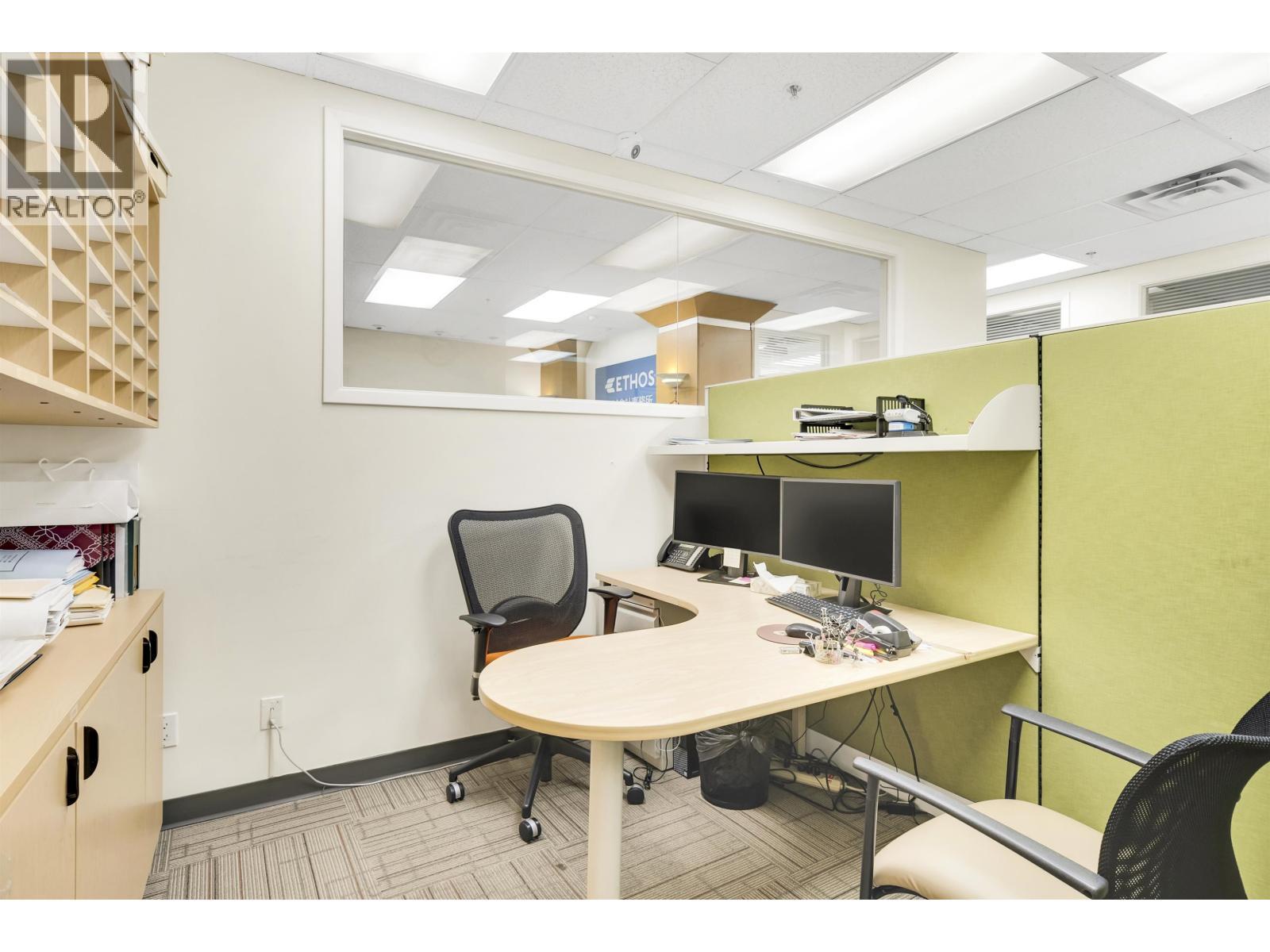 605 4538 Kingsway, Burnaby, BC