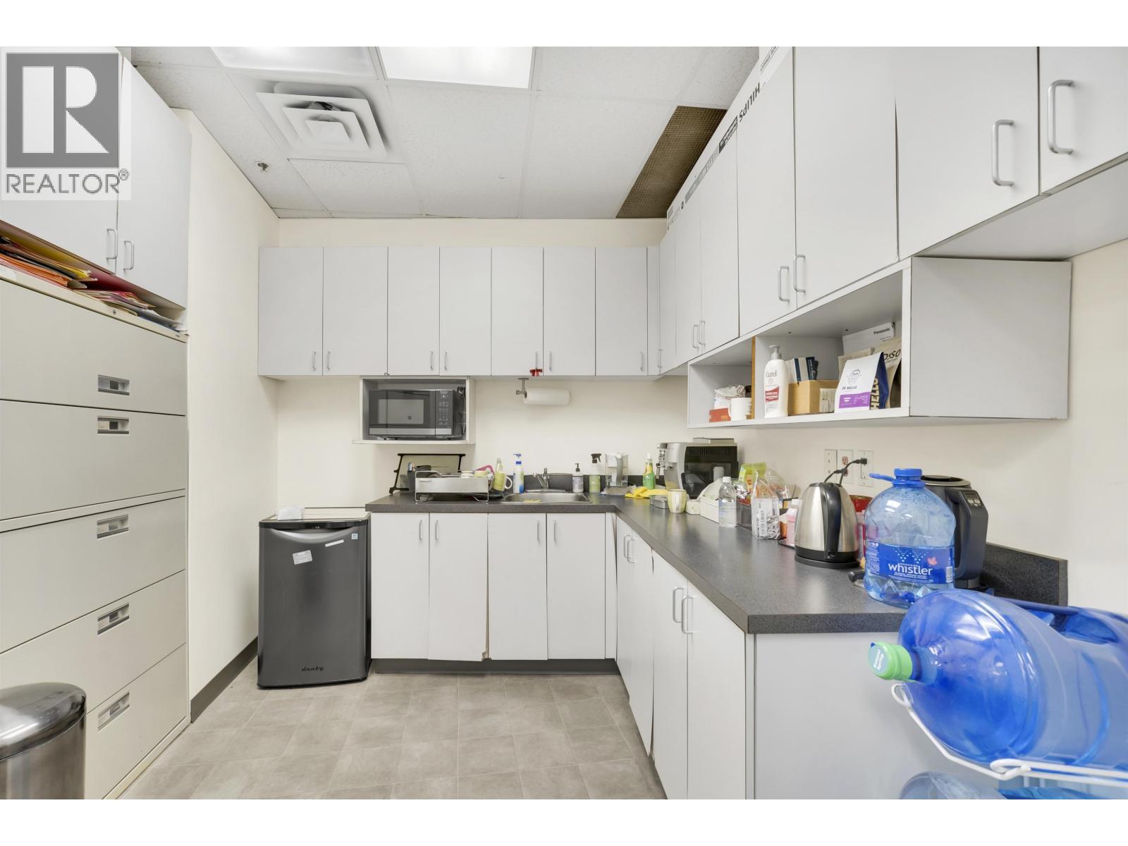 605 4538 Kingsway, Burnaby, BC