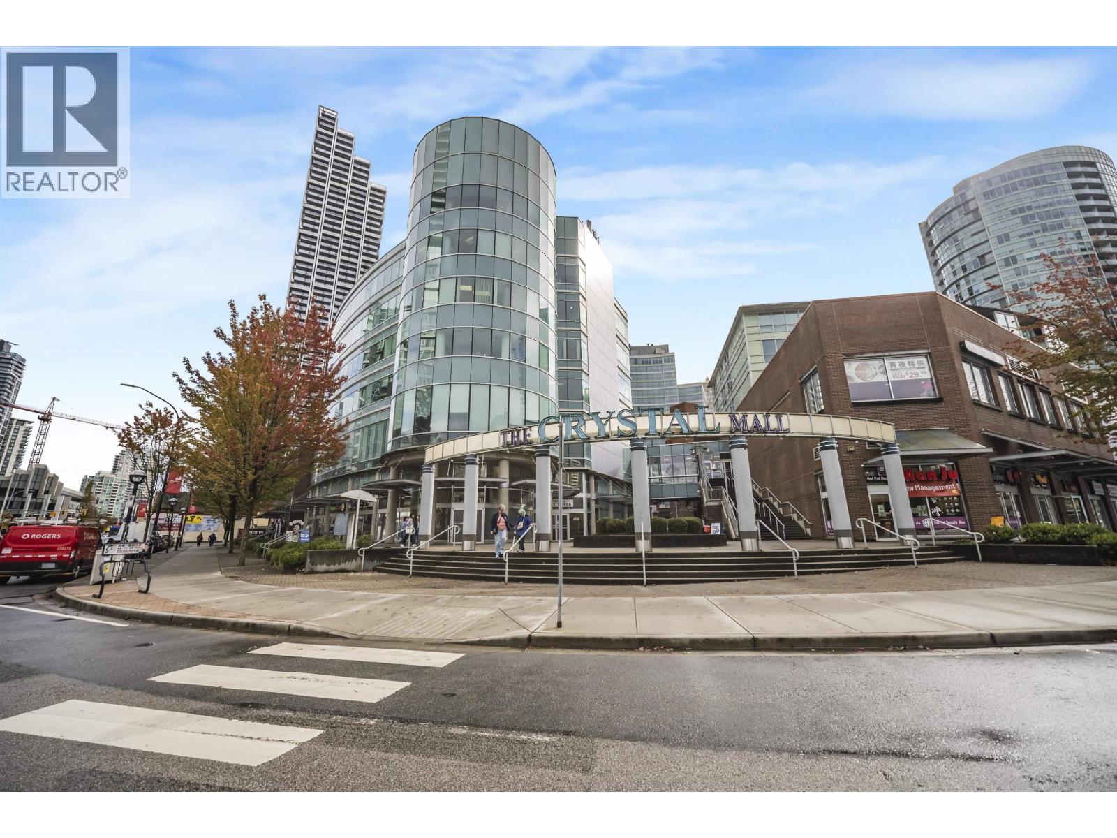 605 4538 Kingsway, Burnaby, BC