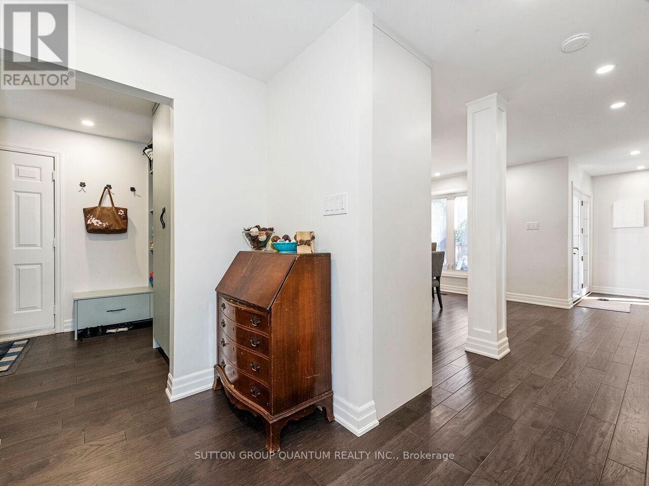 1872 Flintlock Court, Mississauga, ON - Indoor Photo Showing Other Room