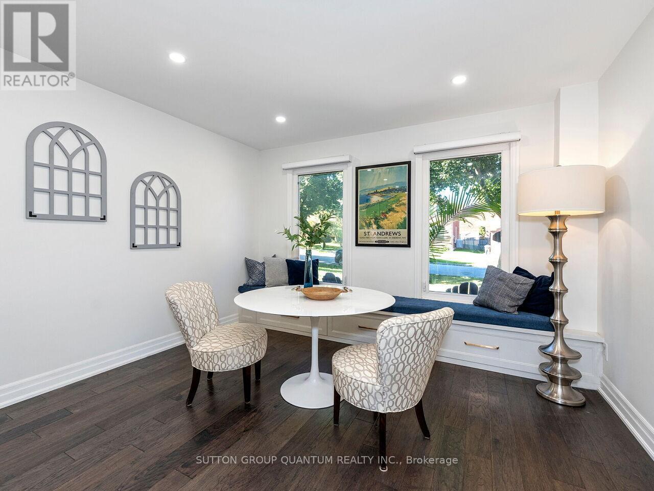 1872 Flintlock Court, Mississauga, ON - Indoor Photo Showing Dining Room
