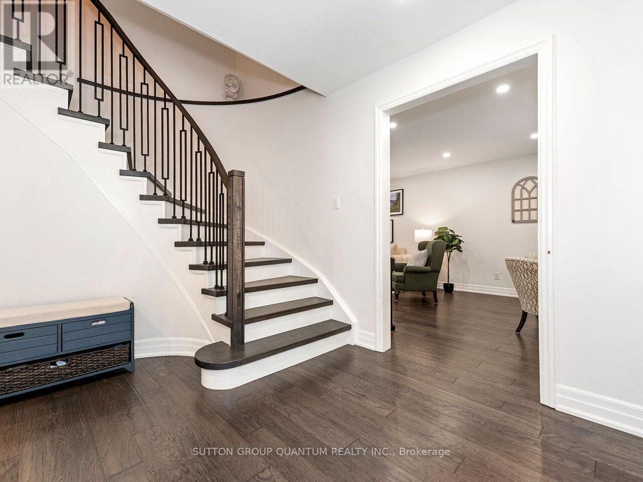 1872 Flintlock Court, Mississauga, ON - Indoor Photo Showing Other Room