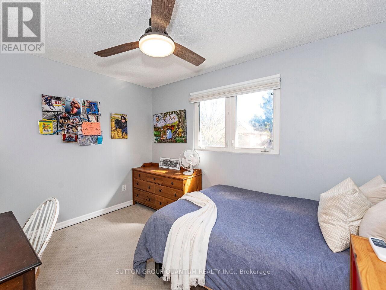 1872 Flintlock Court, Mississauga, ON - Indoor Photo Showing Bedroom