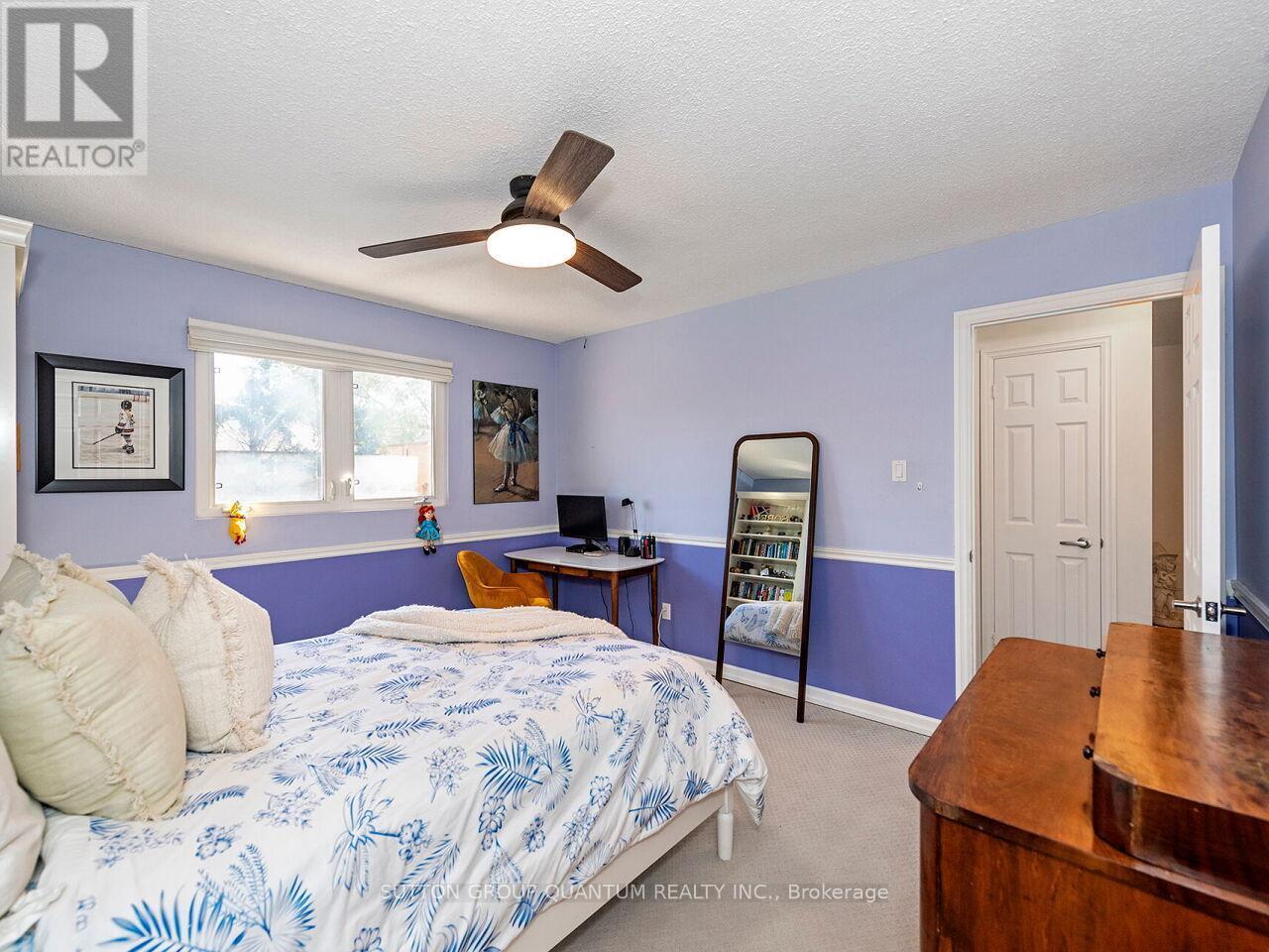 1872 Flintlock Court, Mississauga, ON - Indoor Photo Showing Bedroom