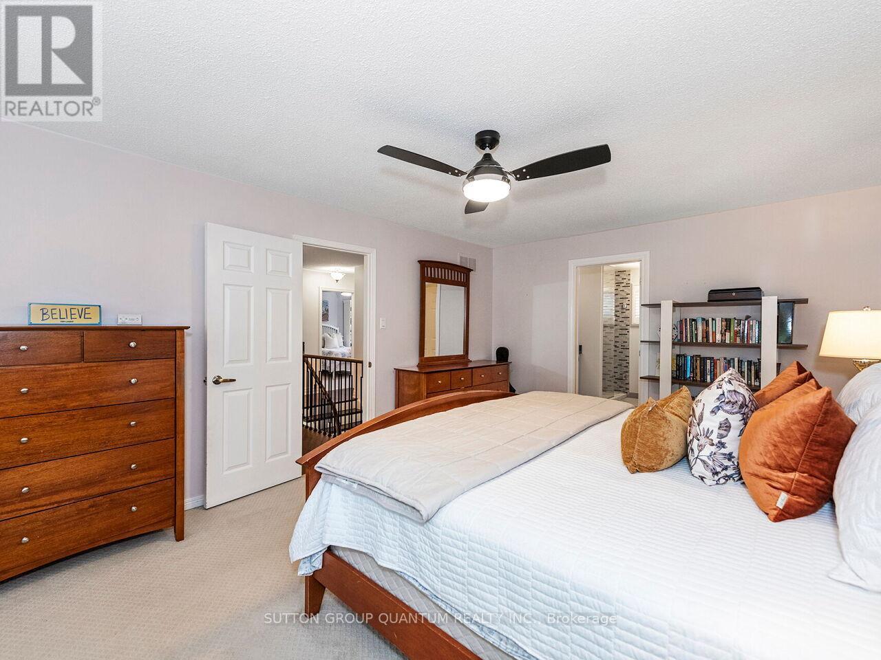 1872 Flintlock Court, Mississauga, ON - Indoor Photo Showing Bedroom