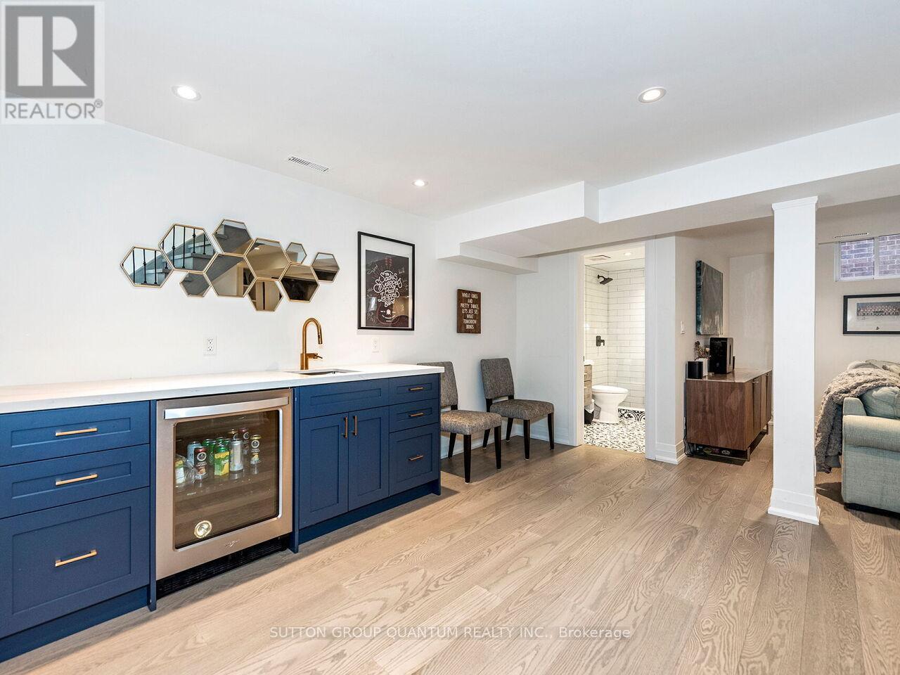 1872 Flintlock Court, Mississauga, ON - Indoor