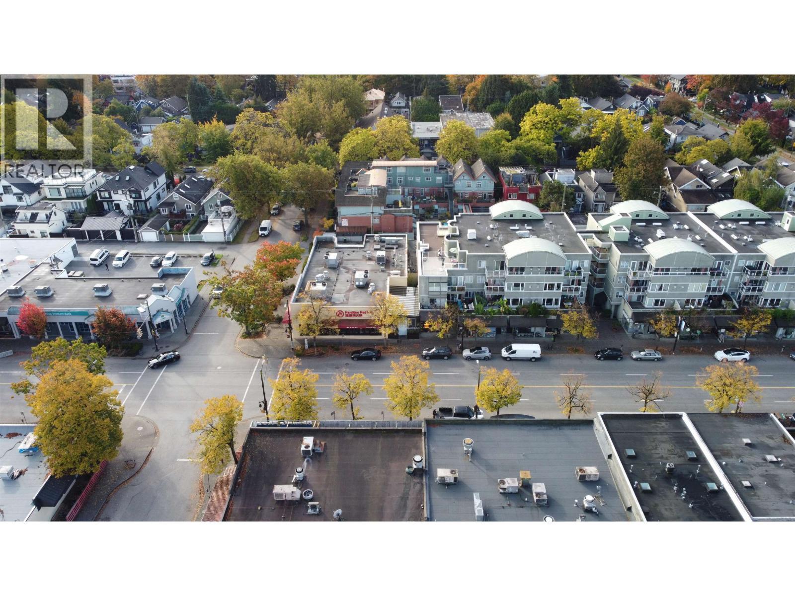 3216 W Broadway Street, Vancouver, BC