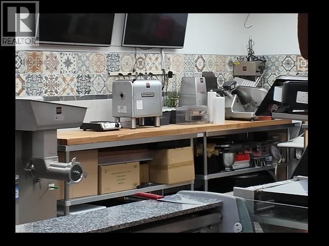 3216 W Broadway Street, Vancouver, BC