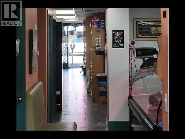 3216 W Broadway Street, Vancouver, BC