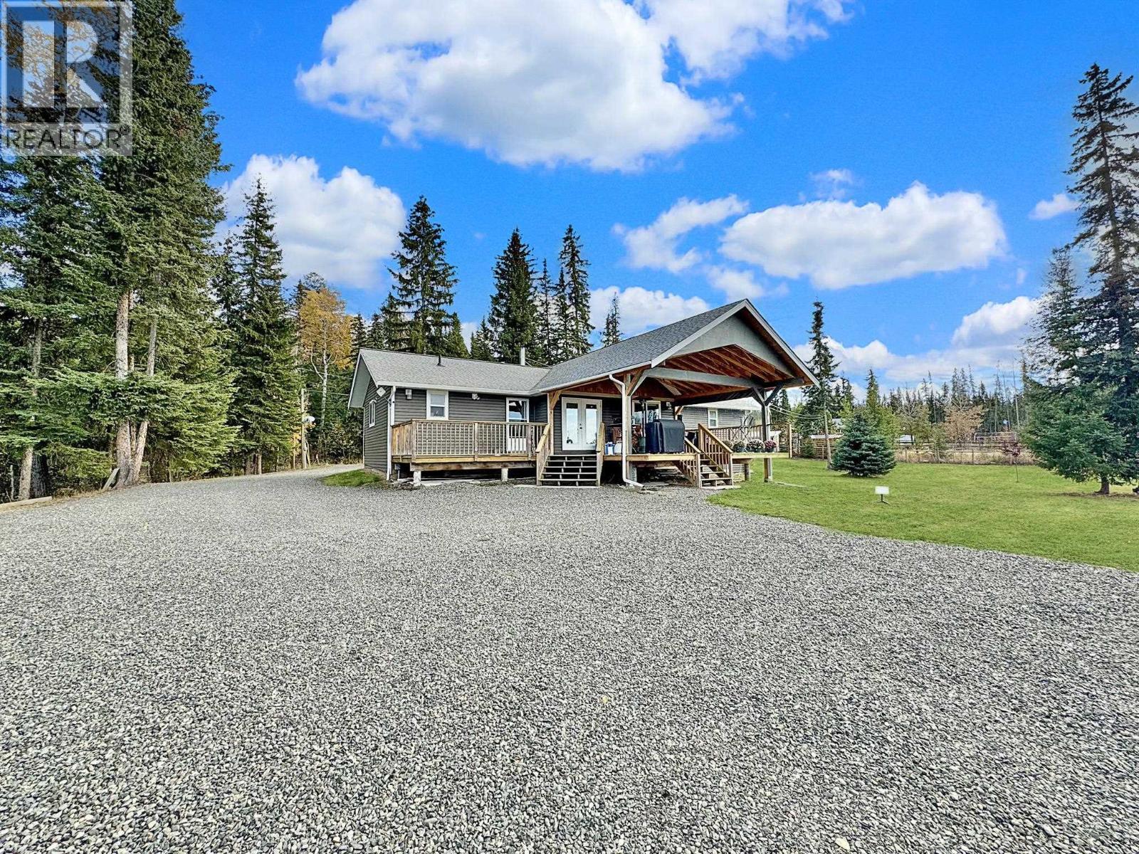 6284 Macabar Road, Deka Lake / Sulphurous / Hathaway Lakes, BC - Outdoor