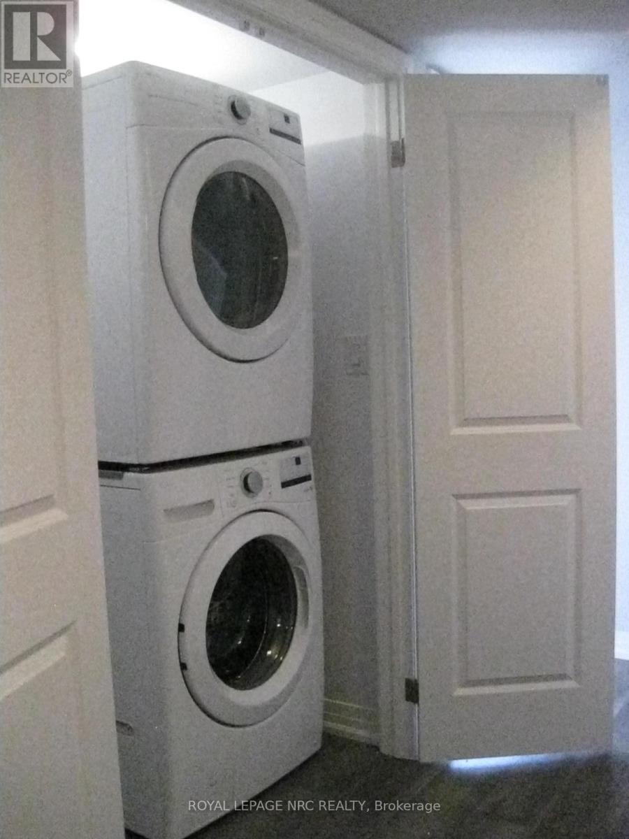 34 - 6705 Cropp Street, Niagara Falls (Morrison), ON - Indoor Photo Showing Laundry Room