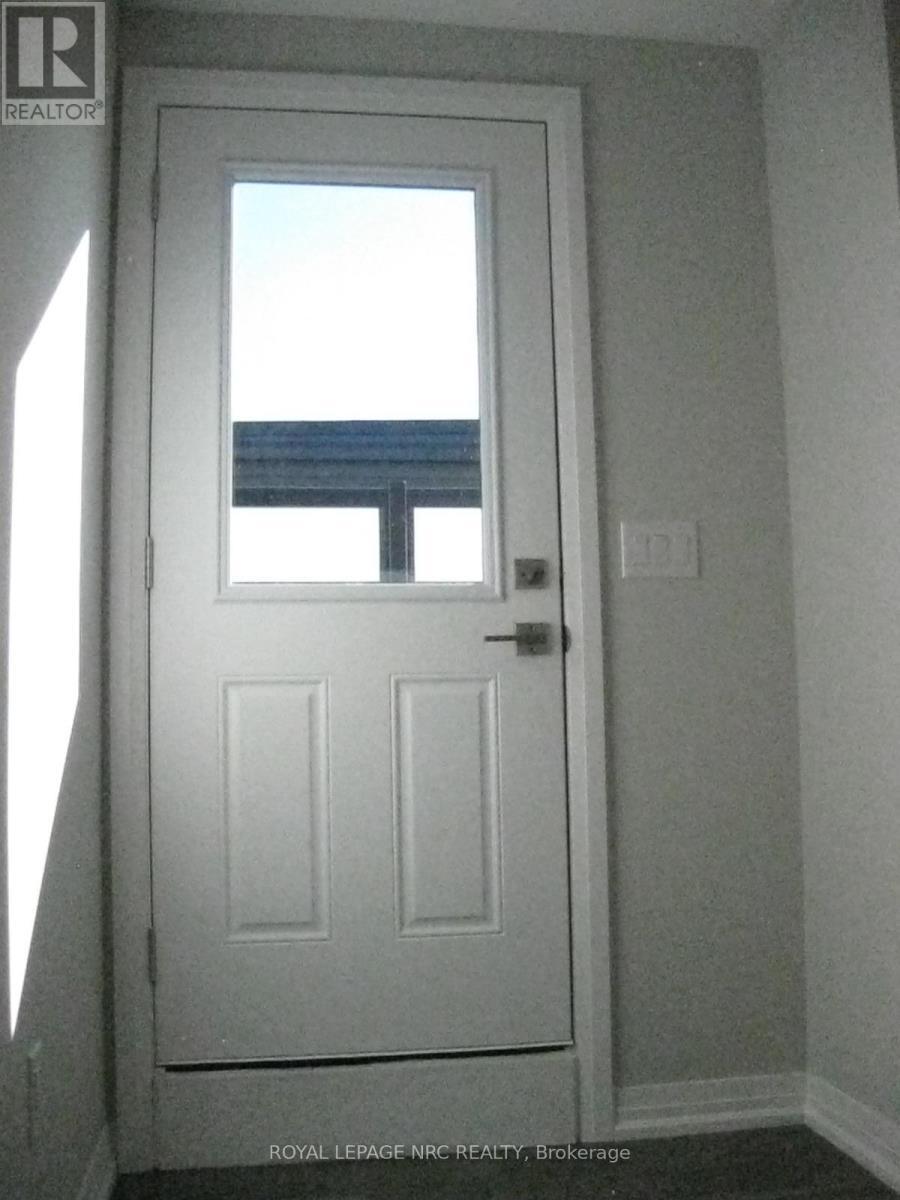 34 - 6705 Cropp Street, Niagara Falls (Morrison), ON - Indoor Photo Showing Other Room