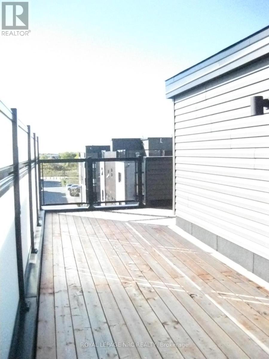 34 - 6705 Cropp Street, Niagara Falls (Morrison), ON - Outdoor