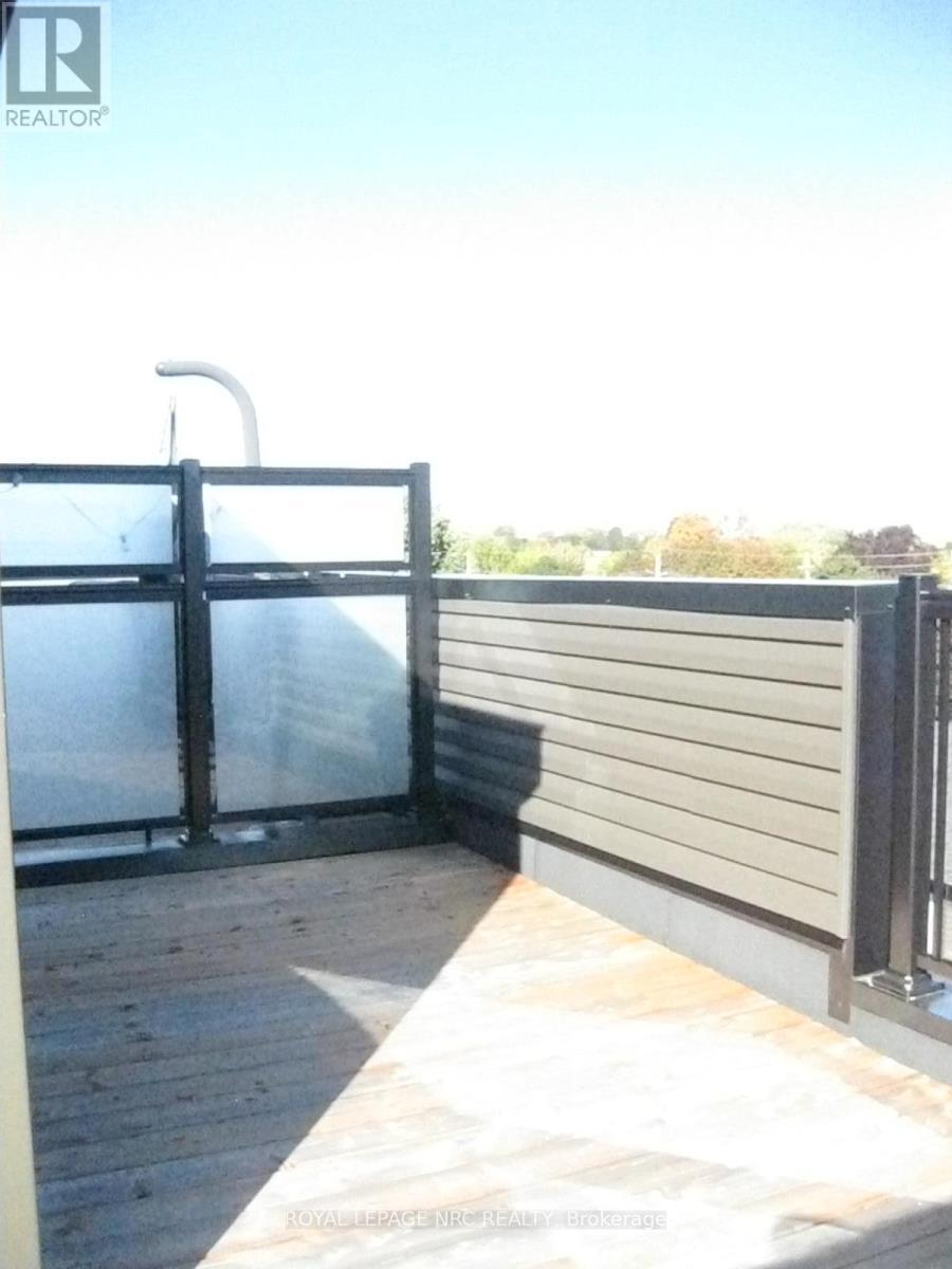 34 - 6705 Cropp Street, Niagara Falls (Morrison), ON - Outdoor With View