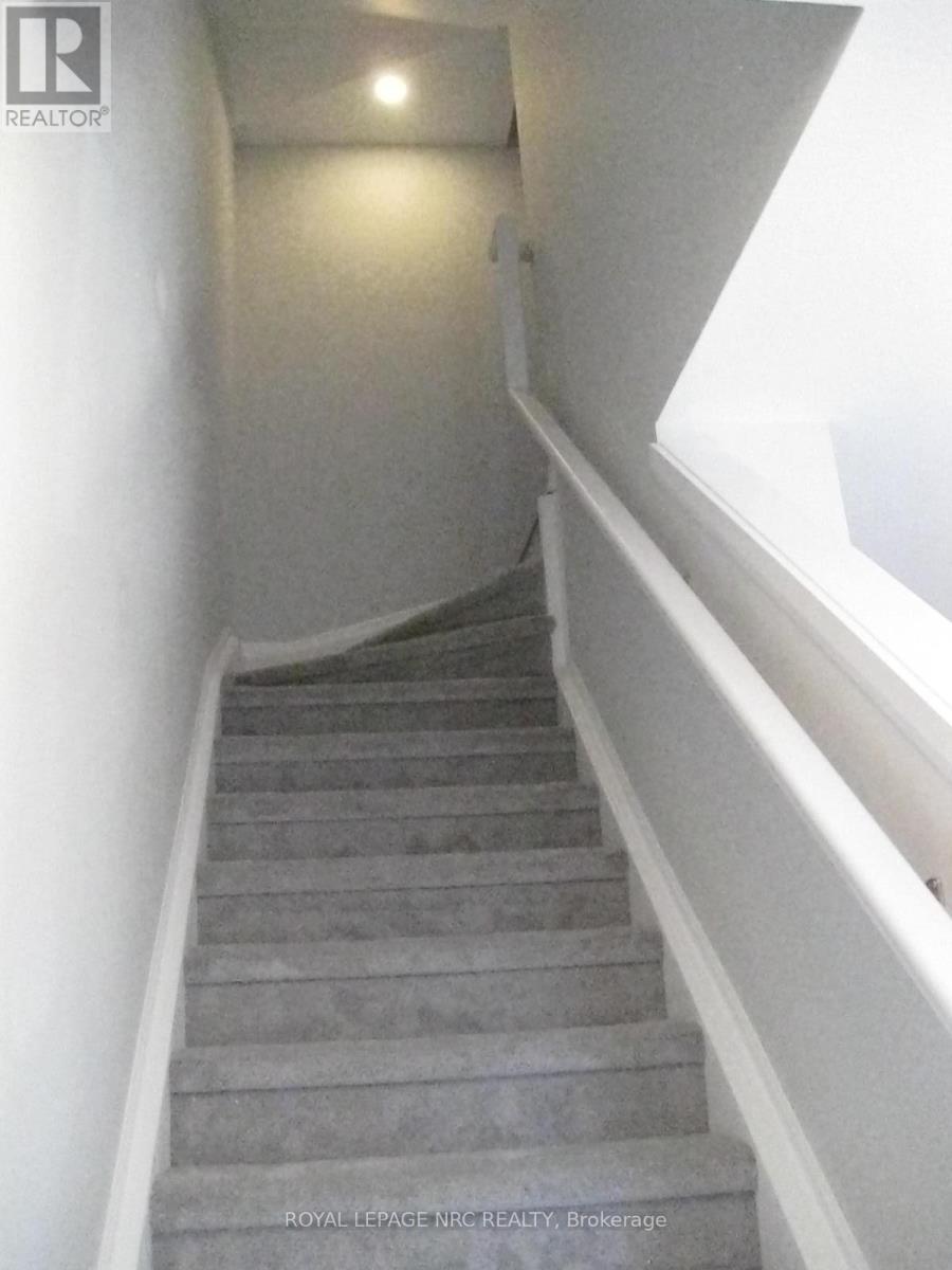 34 - 6705 Cropp Street, Niagara Falls (Morrison), ON - Indoor Photo Showing Other Room