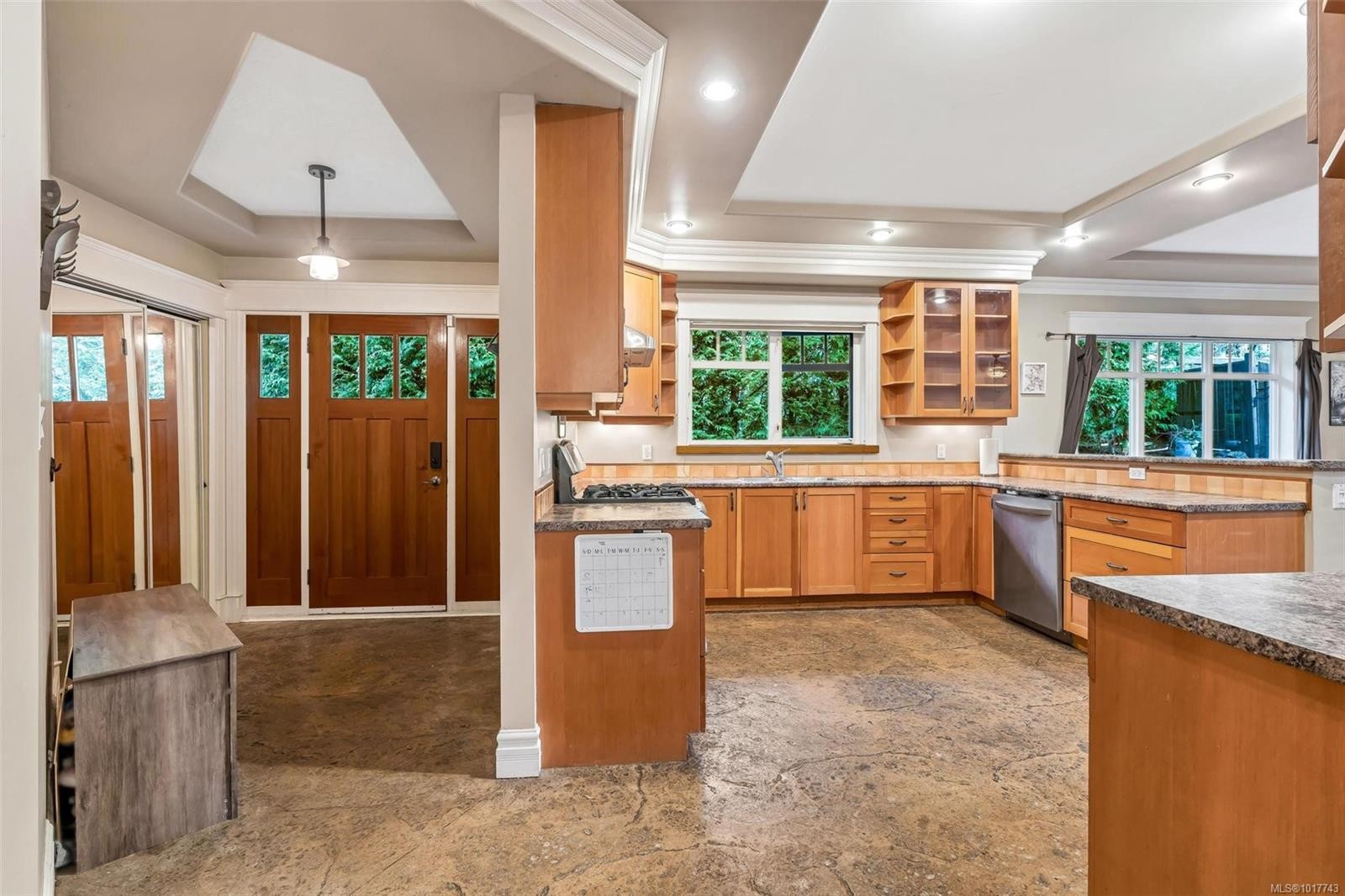 411 Conway Rd, Saanich, BC