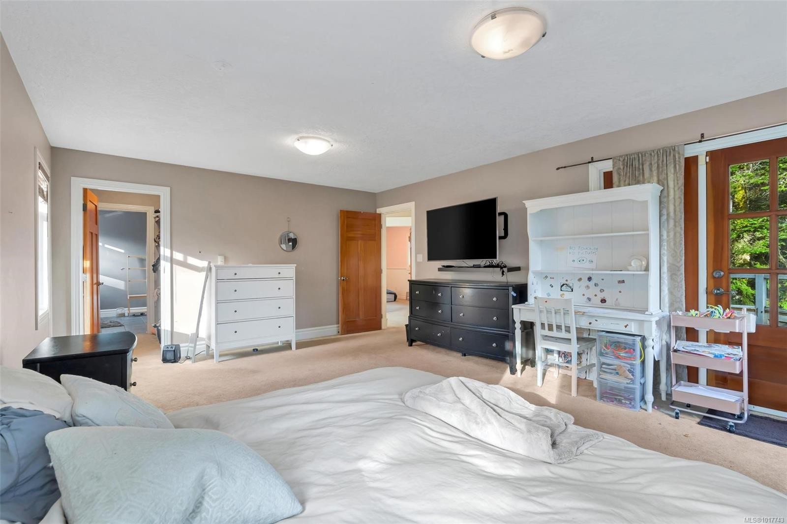 411 Conway Rd, Saanich, BC