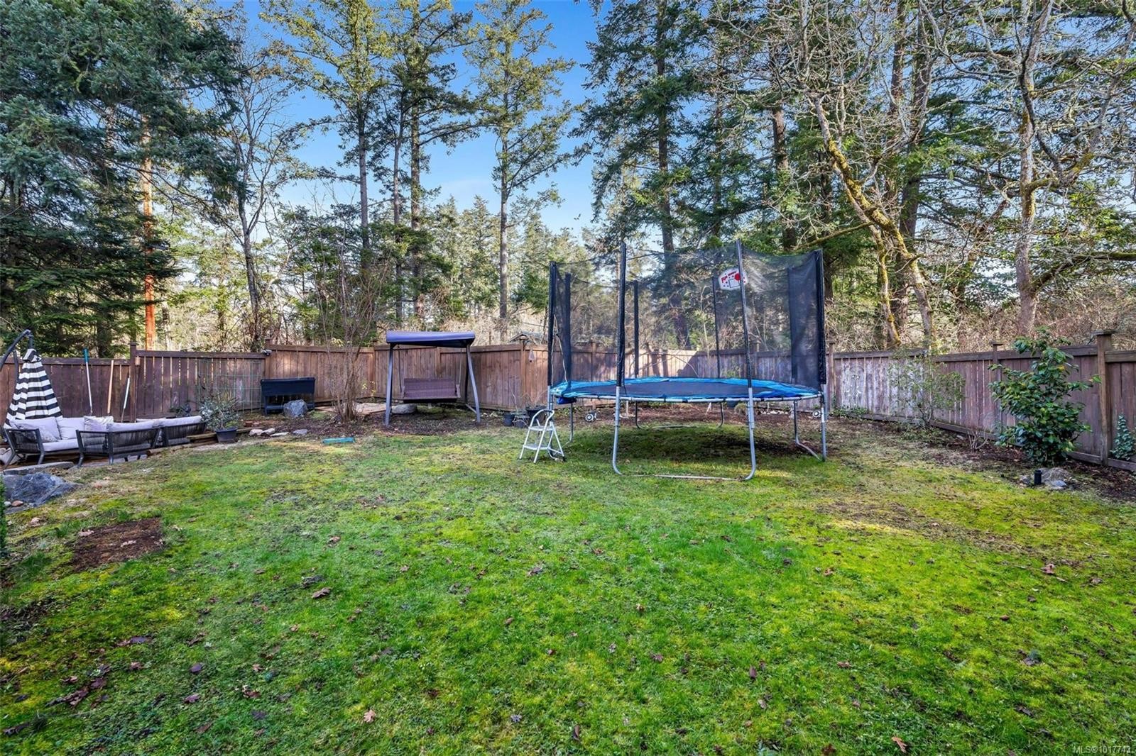 411 Conway Rd, Saanich, BC