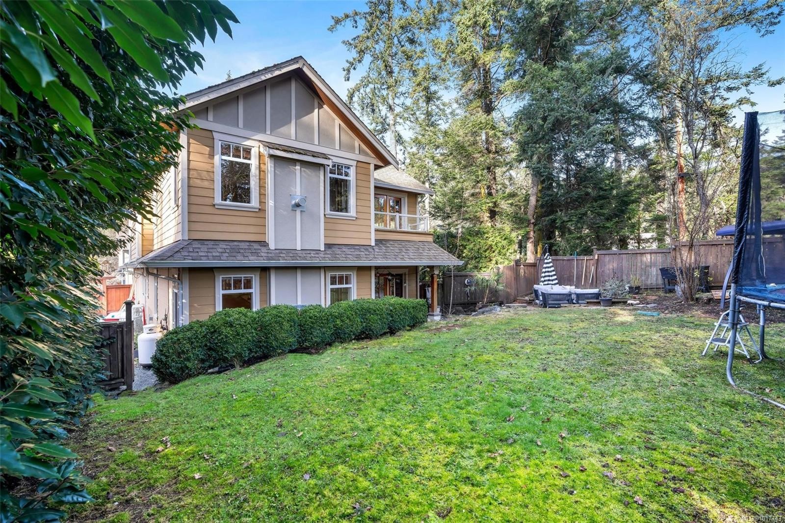 411 Conway Rd, Saanich, BC