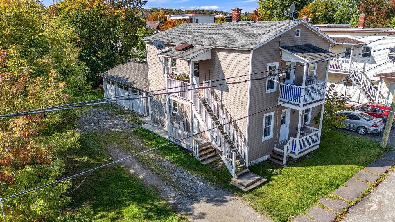 Façade - 308 - 310 Rue Des Tisserands, Magog, QC - Outdoor