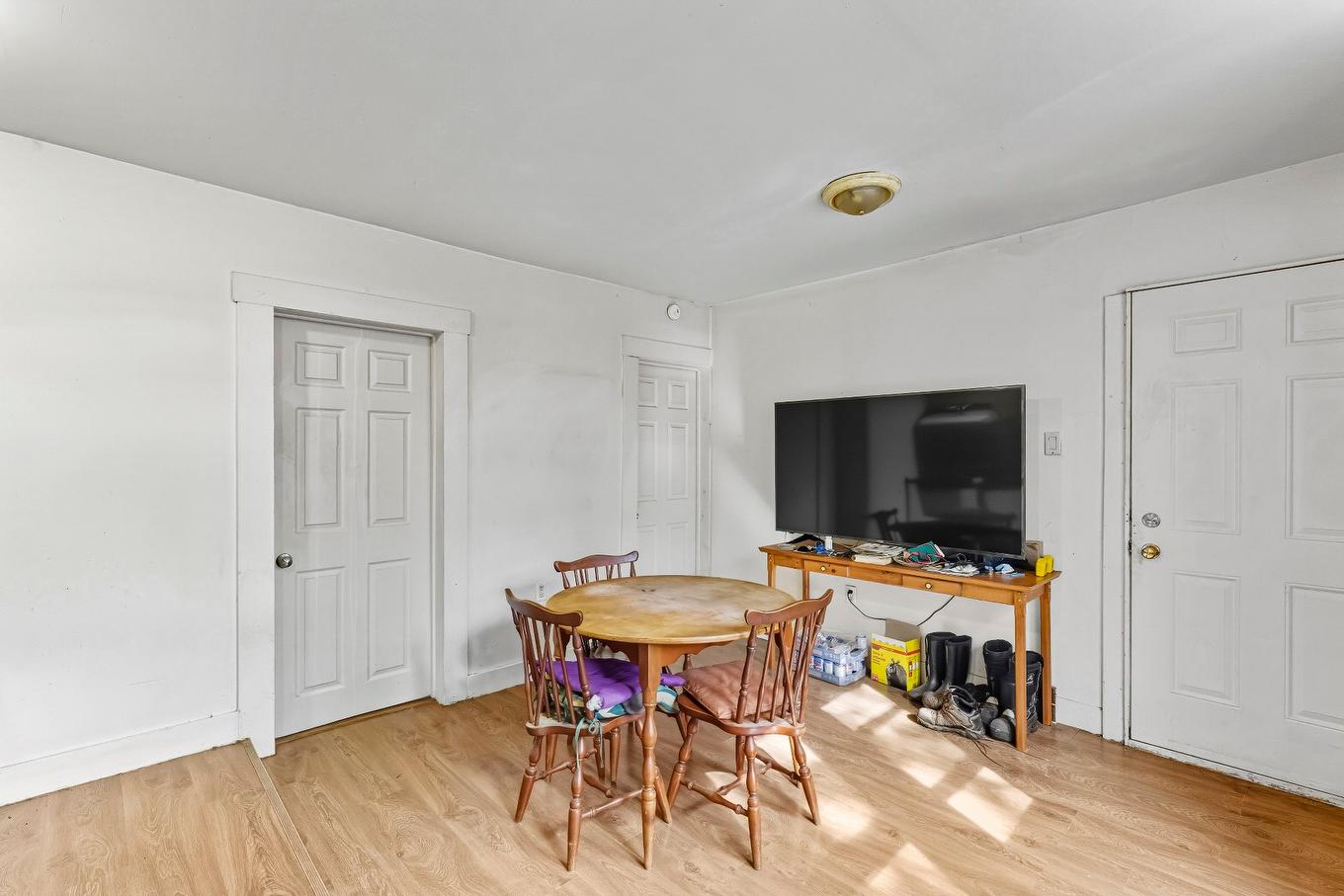 Living room - 308 - 310 Rue Des Tisserands, Magog, QC - Indoor Photo Showing Other Room