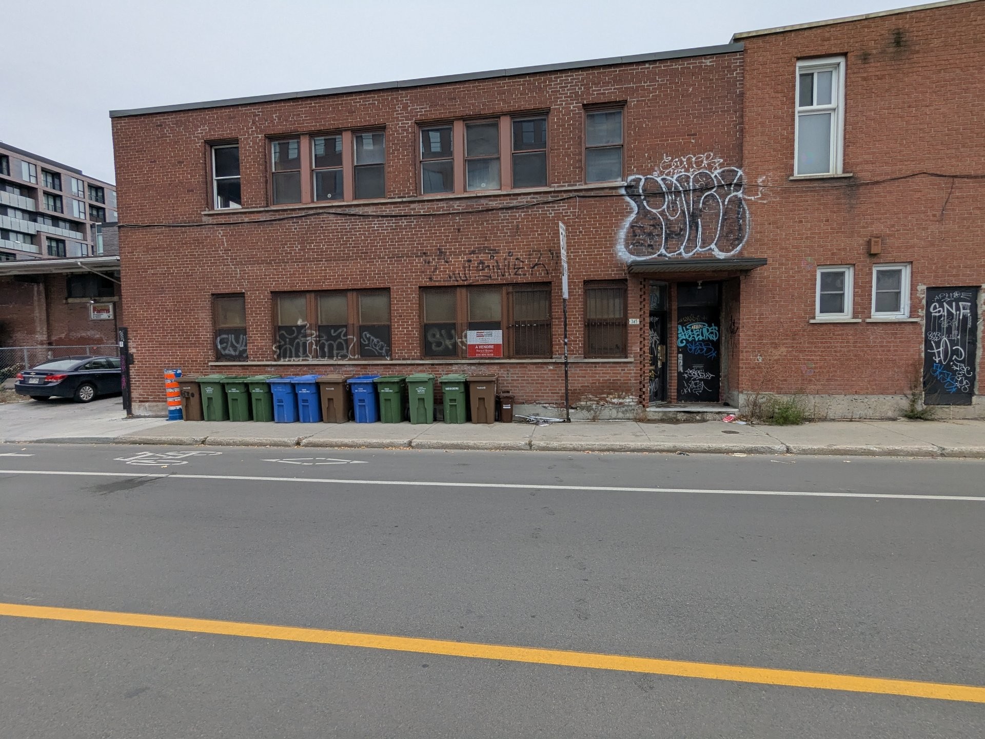 Front of Structure - 365 - 365B Rue Beaubien O., Montréal (Rosemont/La Petite-Patrie), QC - Outdoor
