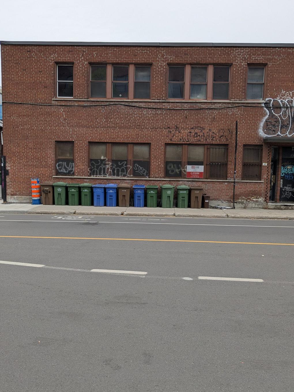 Frontage - 365 - 365B Rue Beaubien O., Montréal (Rosemont/La Petite-Patrie), QC -