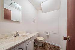 Powder room -