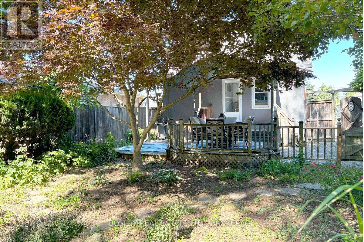 330 Mary Street, Niagara-On-The-Lake (Town), ON - Outdoor