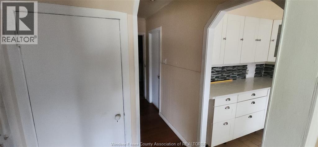 1256 California Avenue, Windsor, ON - Indoor Photo Showing Other Room