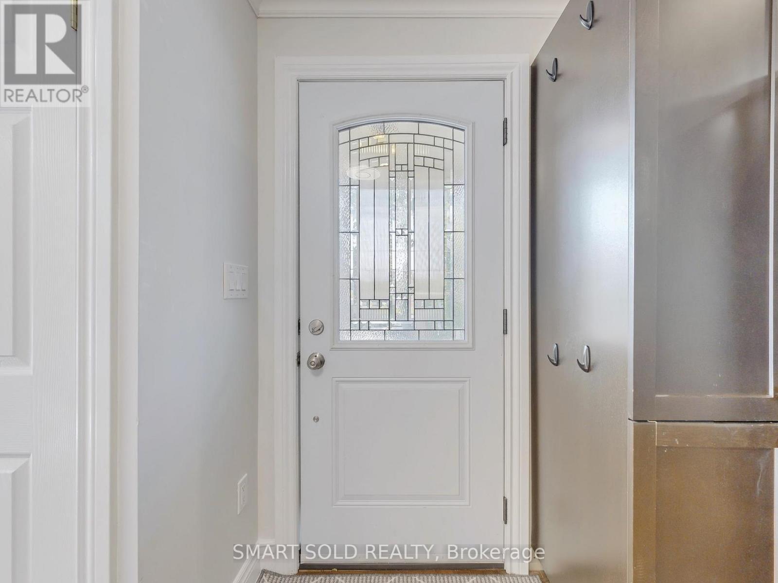 1051 Janette Street, Newmarket, ON - Indoor Photo Showing Other Room