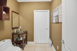 Powder room -