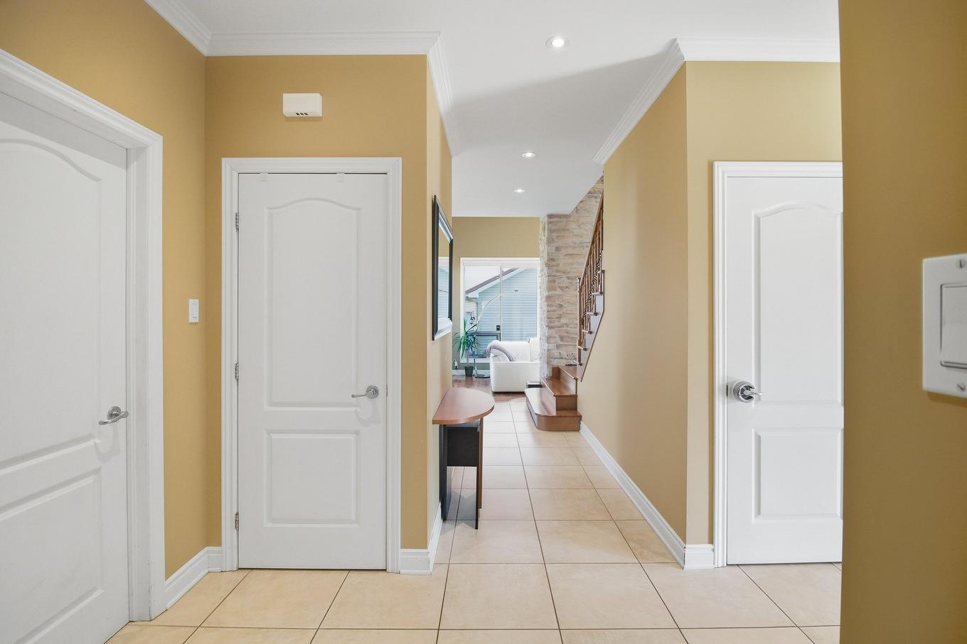 Interior - 69 Ch. Des Bâtisseurs, Val-Des-Monts, QC - Indoor Photo Showing Other Room