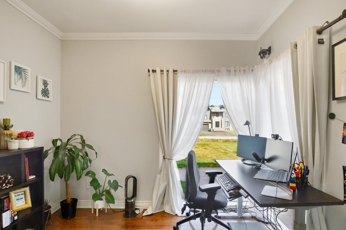 Office - 69 Ch. Des Bâtisseurs, Val-Des-Monts, QC - Indoor Photo Showing Office