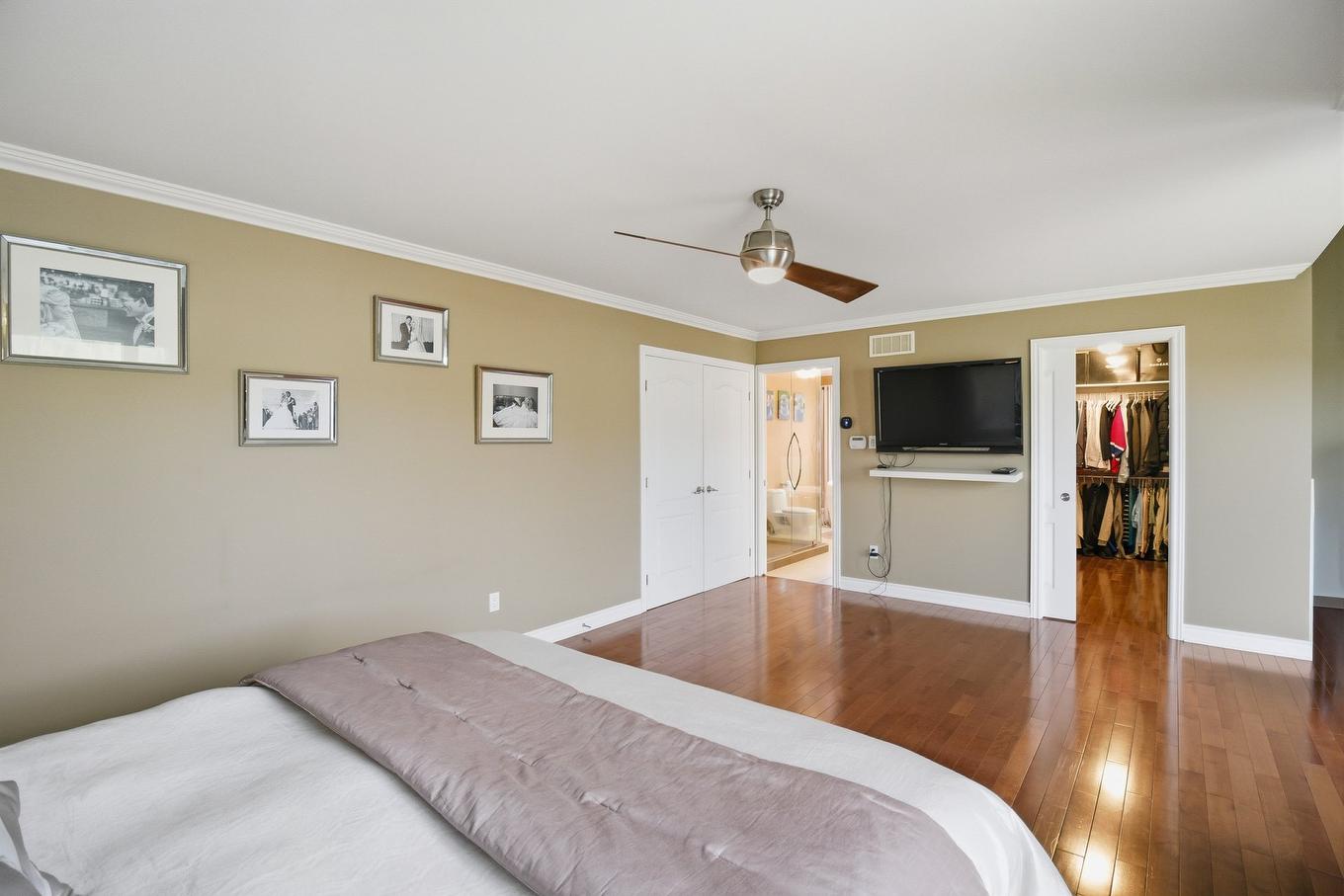 Primary bedroom - 69 Ch. Des Bâtisseurs, Val-Des-Monts, QC - Indoor Photo Showing Bedroom
